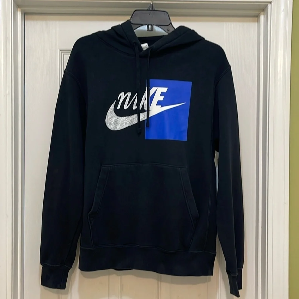 Nike - split logo pullover sweatshirt - black with white & blue logo - men’s S